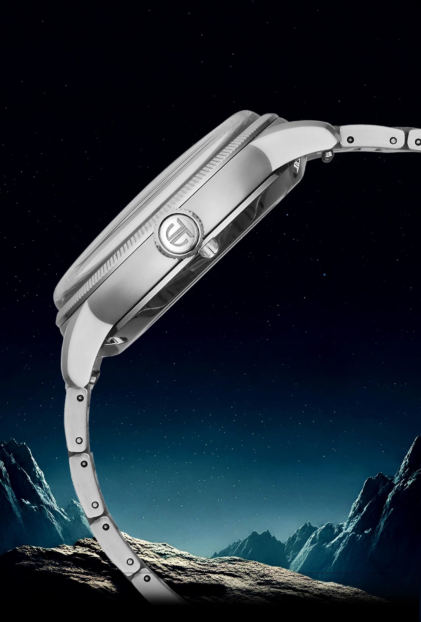 ساعة تيتان ستيلار ميتيورايت أوتوماتيكية بميناء مفتوح القلب