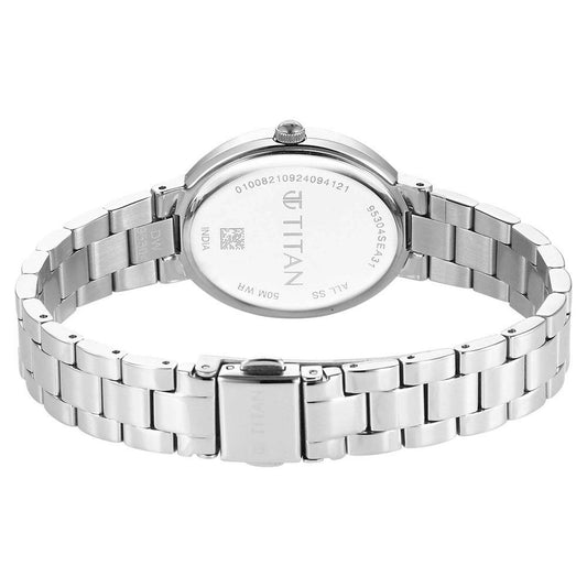 Titan Metro Quartz Analog Silver Dial Stainless Steel Strap Watch For Women