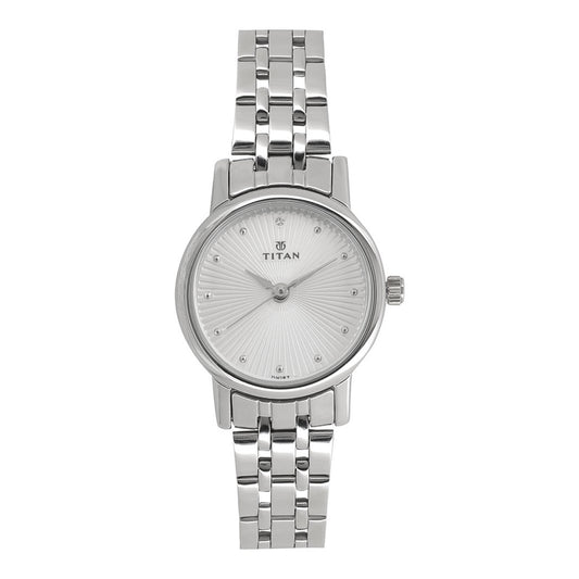 Titan Karishma Silver Dial Alog Watch for Women (2593SM01)