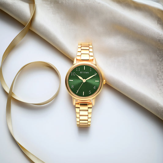 Titan Karishma Green Dial Analog Stainless Steel Strap watch for Women