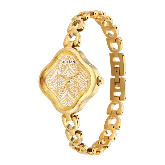 Titan Karishma Beige Dial Alog Metal Strap Watch for Women (2701YM01)