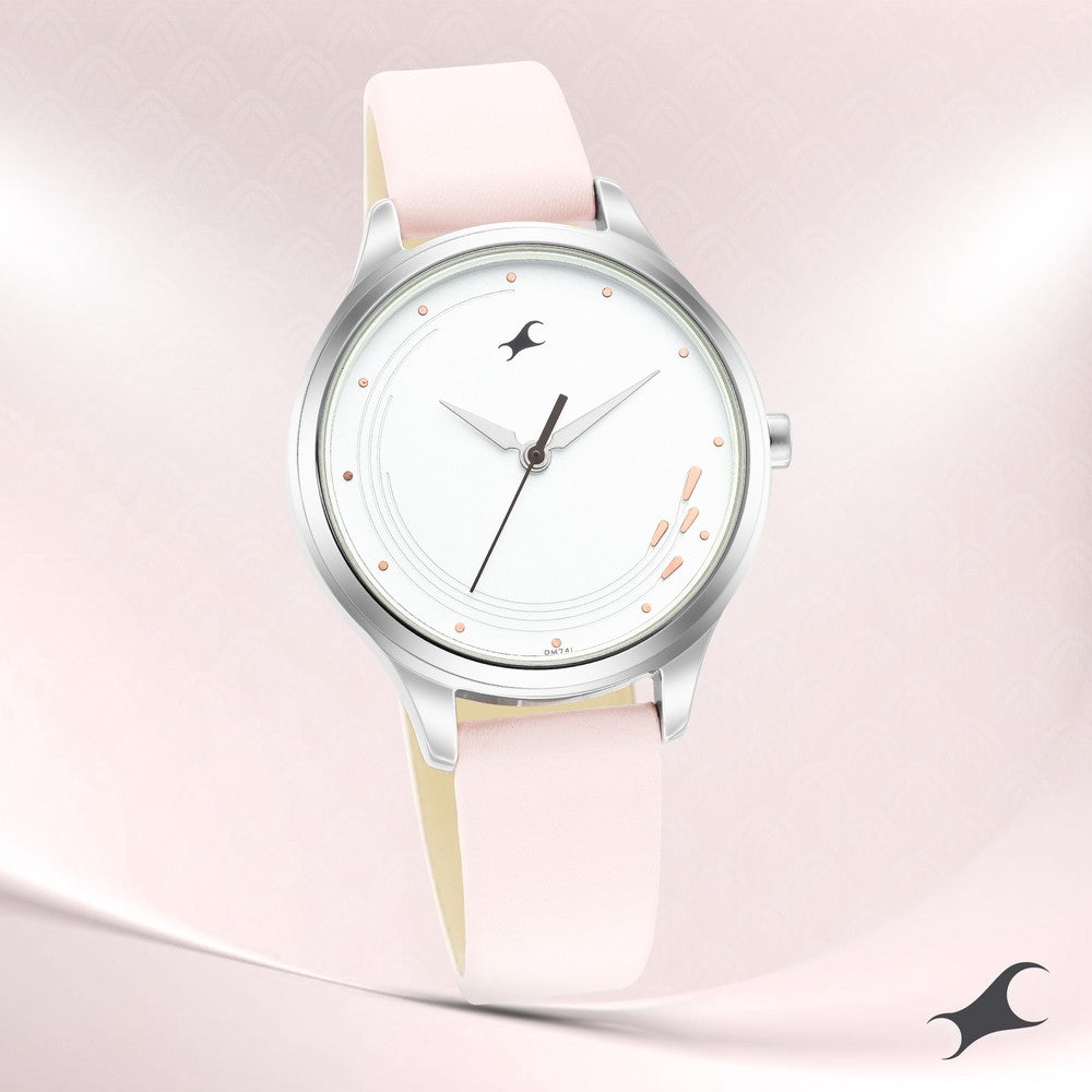 Fastrack Stunners Quartz Analog White Dial Leather Strap Watch for Girls