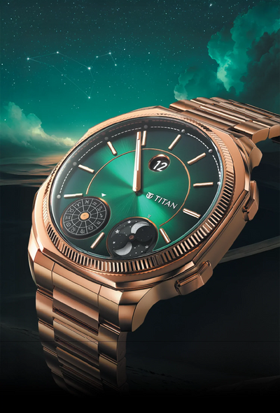 ساعة تيتان ستيلار ذات الساعات القافزة بمحركات دقيقة ومؤشرين لمراحل القمر