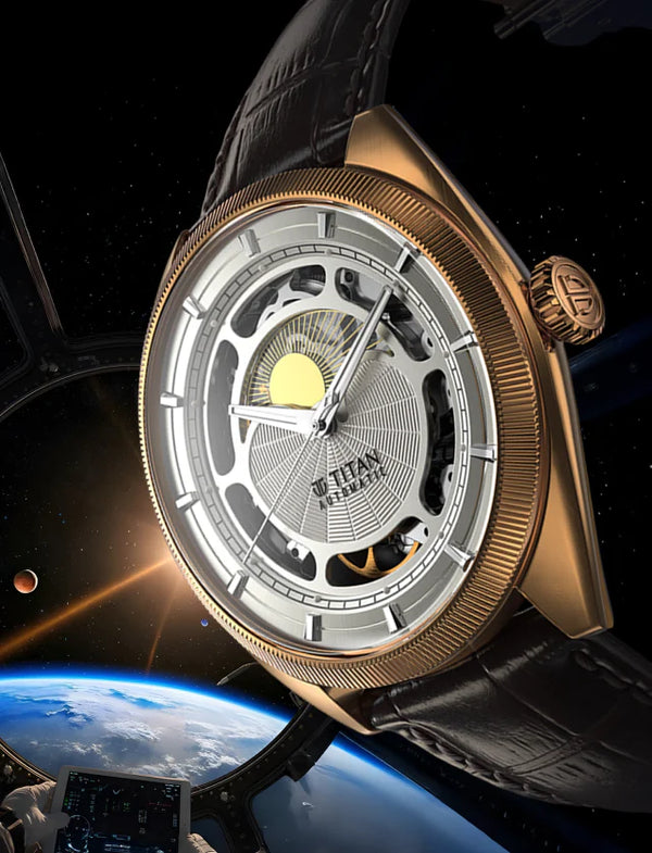 قرص الشمس والقمر في القبة - Image 1